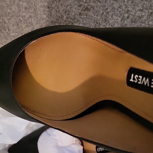 Heels - Picture 6 of 11